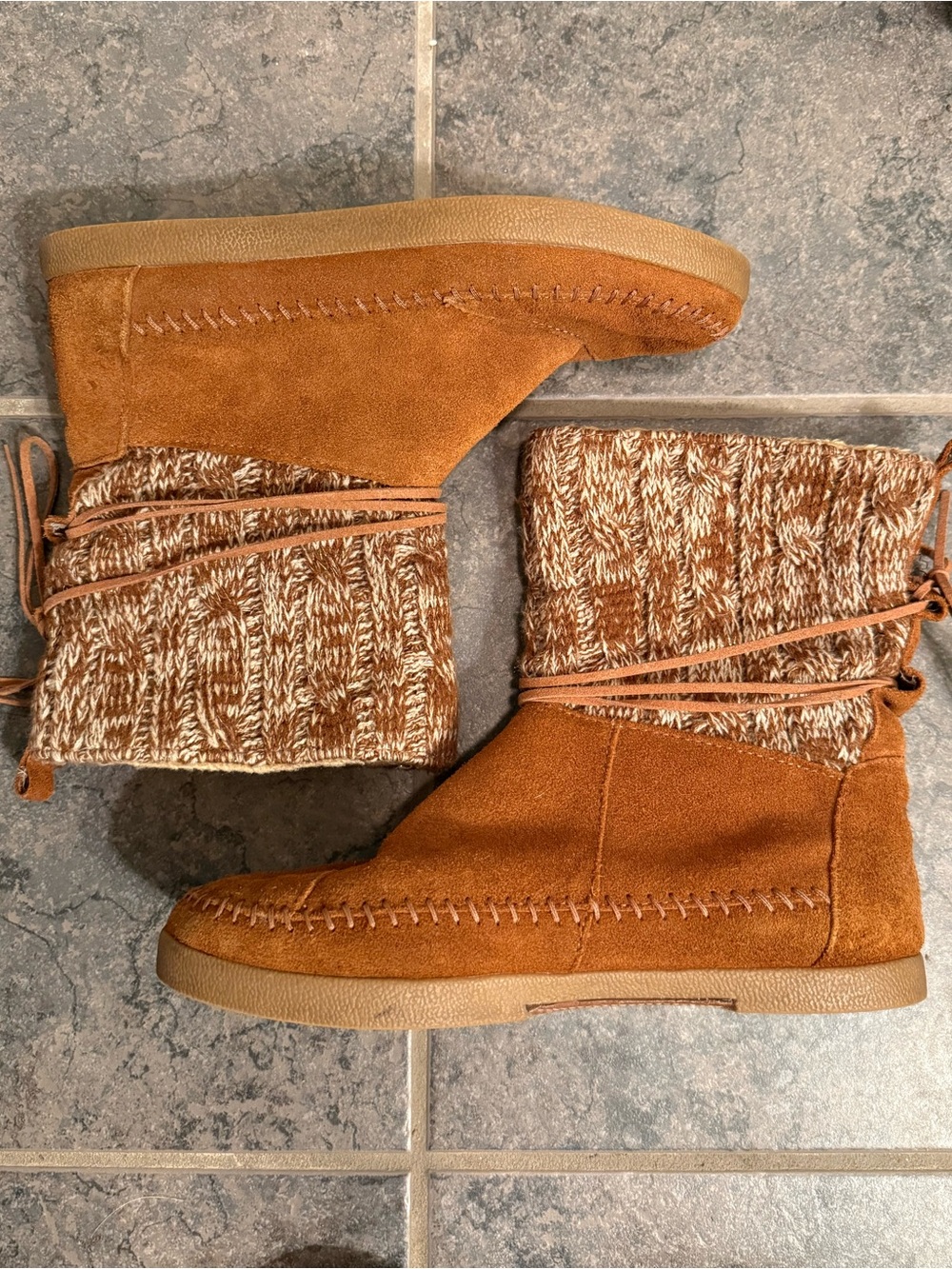 TOMS Nepal Brown Suede Winter Boots 8.5
